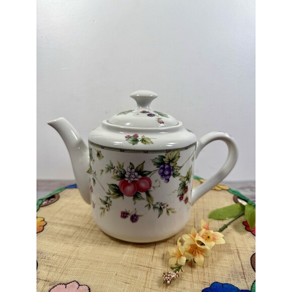 Andrea By Sadek Corona 7” Teapot Pitcher Fruit Design 32 oz Porcelain Japan - Picture 1 of 15